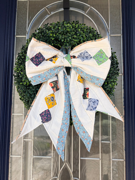 White with Multicolor Diamonds Vintage Quilt Bow Wall Decor