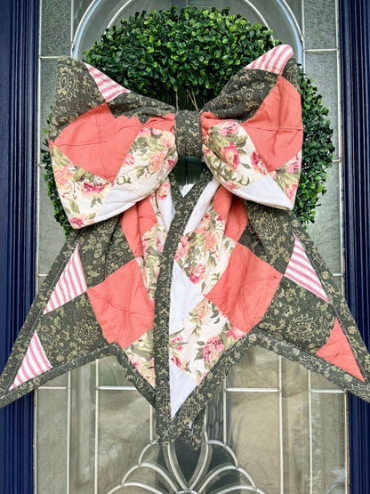 Multicolor Quilted Bow Wall Decor